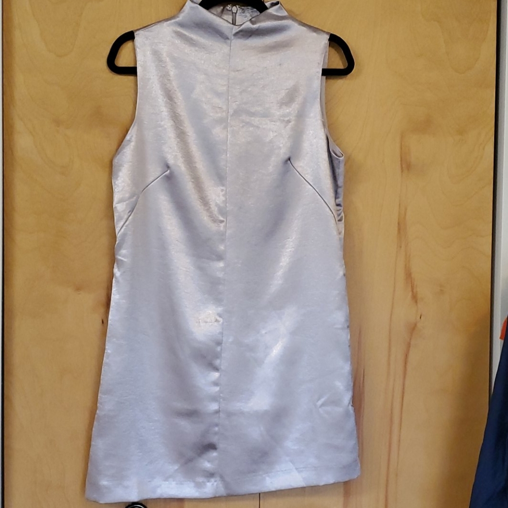 Forever 21 Sleeveless Mini Shift Dress in Gold